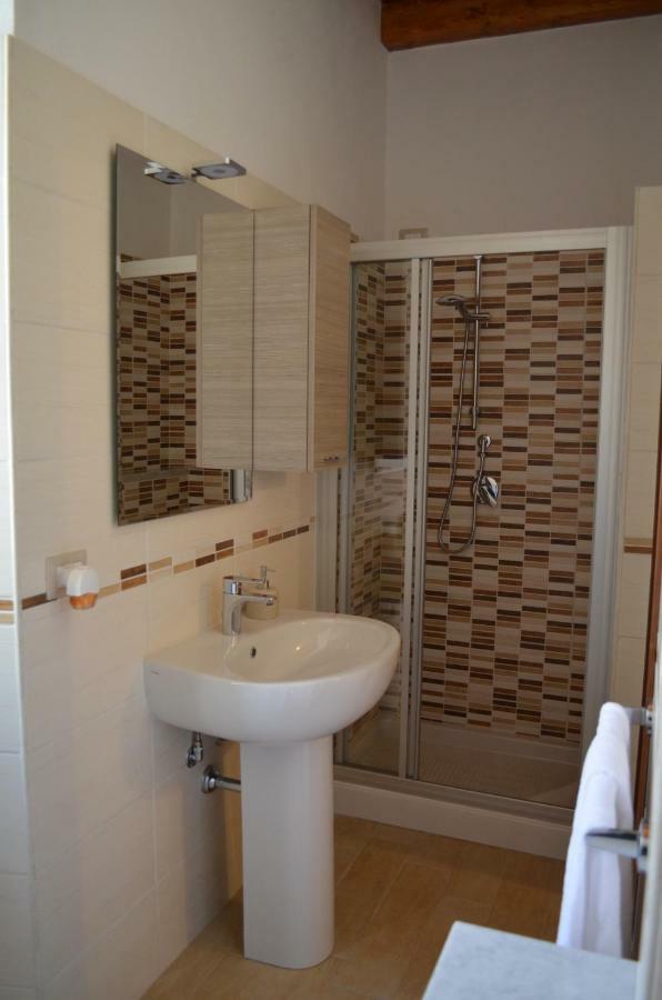 איגלסיאס Casa Vacanze La Pavoncella מראה חיצוני תמונה