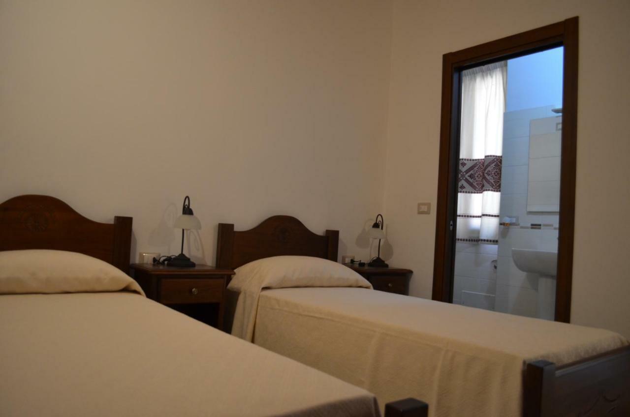 איגלסיאס Casa Vacanze La Pavoncella מראה חיצוני תמונה